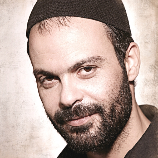 עמיר בניון יש בי אהבה סינגל2013 - 