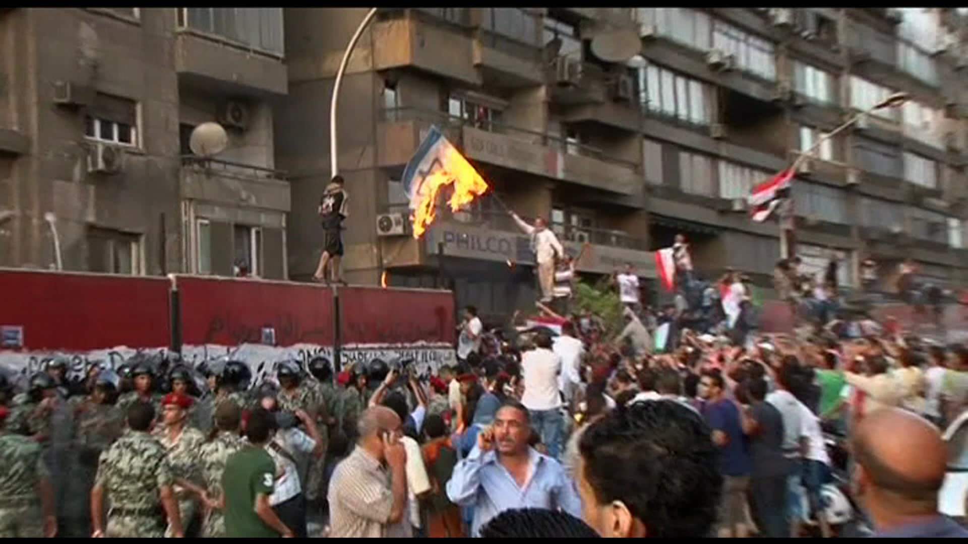 נצורים בקהיר - Besieged in Cairo -