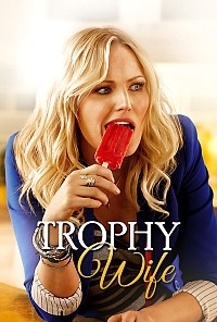 אישה לראווה עונה 1 פרק 10    720p  - 