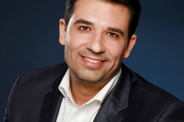 דוד אצרף-מאושר ושמח-סינגל2013 -